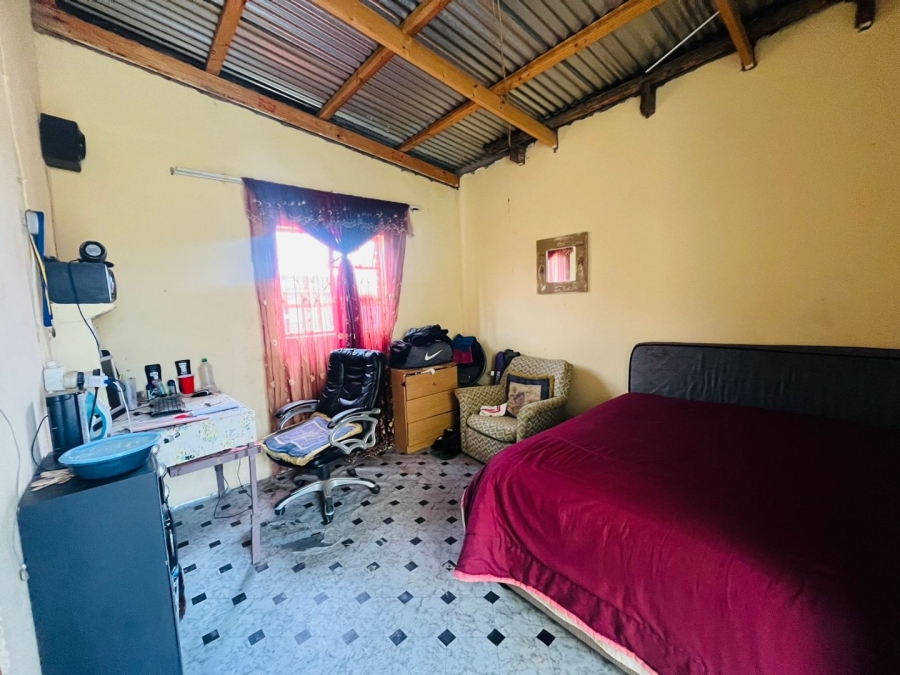 2 Bedroom Property for Sale in Bloemside 5 Free State